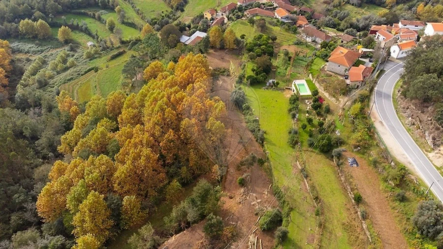 Moradia T2 para Venda em Bouro (Santa Marta) Foto 14