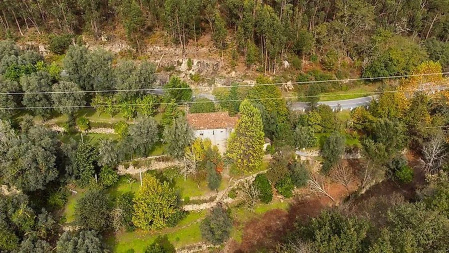 Moradia T2 para Venda em Bouro (Santa Marta) Foto 2