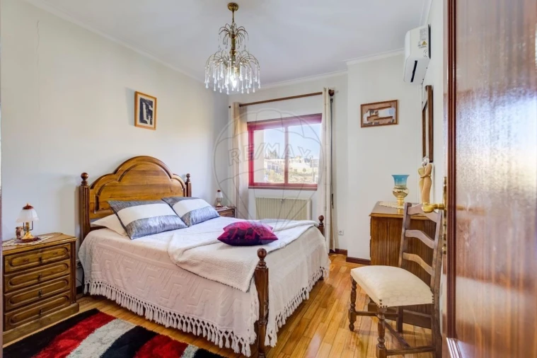 Moradia T8 para Venda em Vila Verde e Barbudo Foto 32