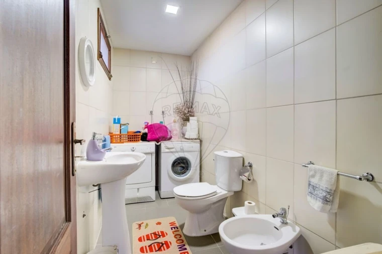 Moradia T8 para Venda em Vila Verde e Barbudo Foto 39