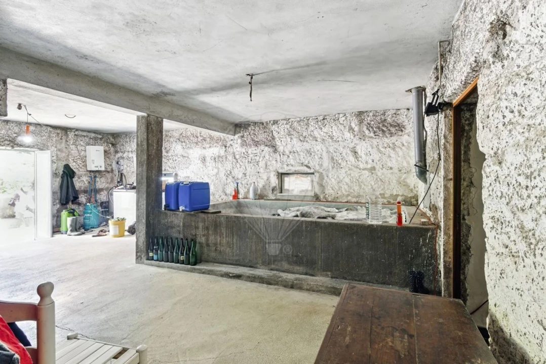 Moradia T2 para Venda em Selho (São Jorge) Foto 25