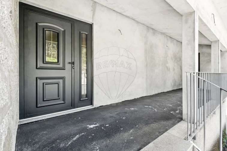 Moradia T2 para Venda em Selho (São Jorge) Foto 24