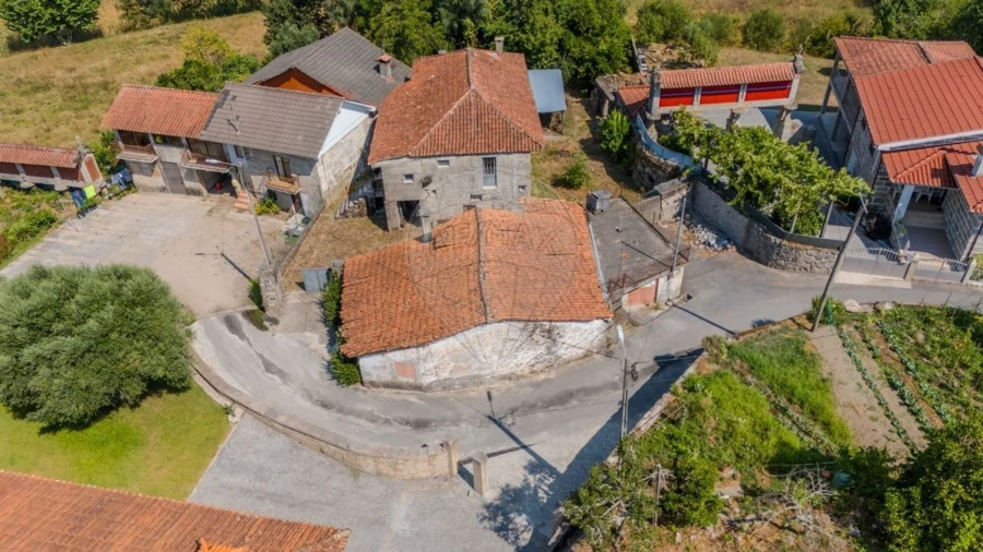 Moradia T3 para Venda em Souto Foto 3