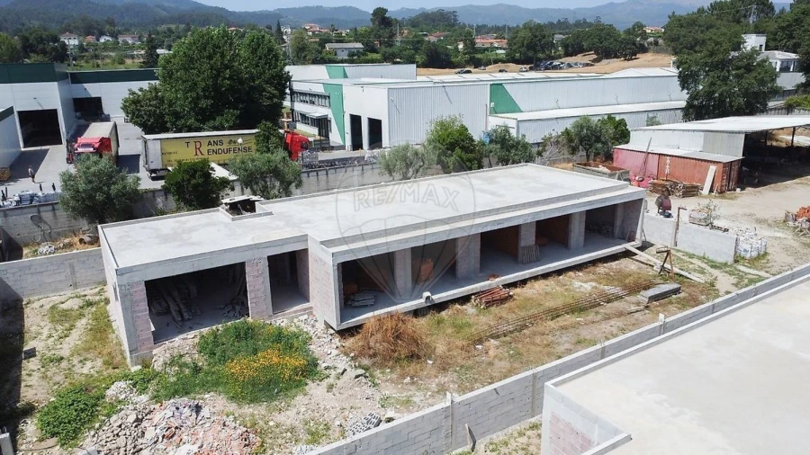 Moradia T3 para Venda em Amares e Figueiredo Foto 1