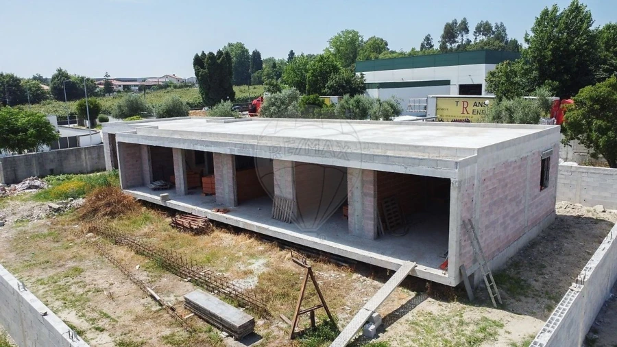 Moradia T3 para Venda em Amares e Figueiredo Foto 6