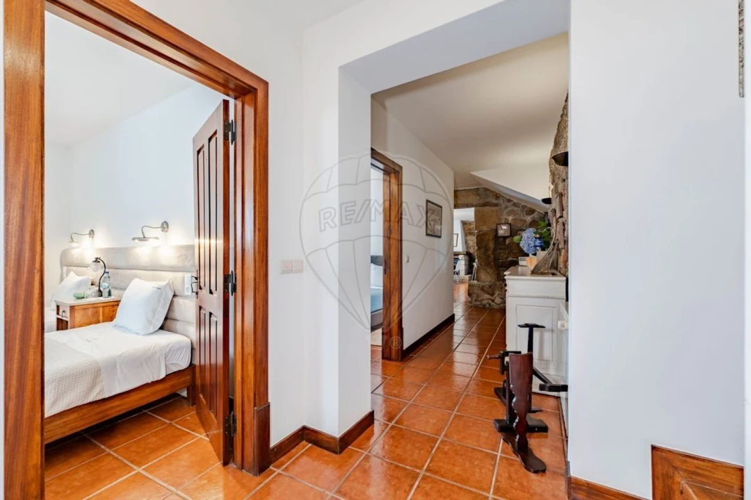 Moradia T9 para Venda em Barcelos, V.Boa, V.Frescainha Foto 12