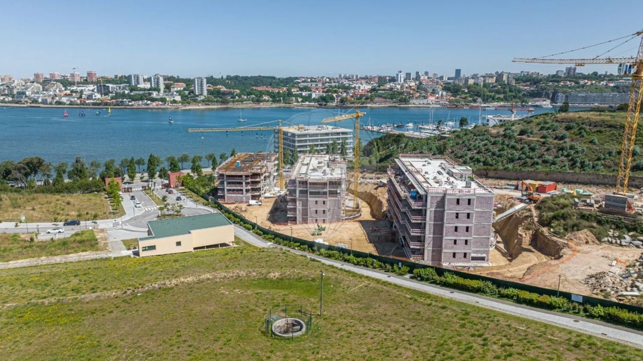 Moradia T4 para Venda em Canidelo Foto 11