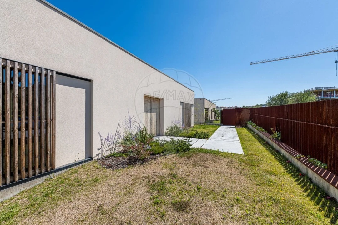 Moradia T4 para Venda em Canidelo Foto 28