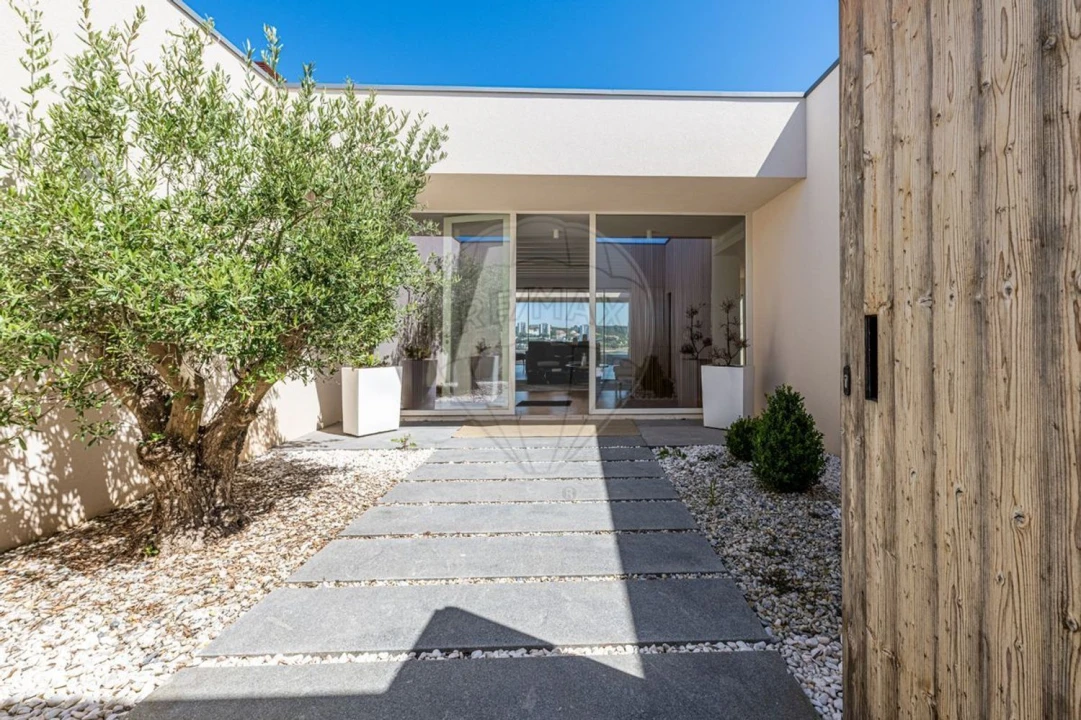 Moradia T4 para Venda em Canidelo Foto 42