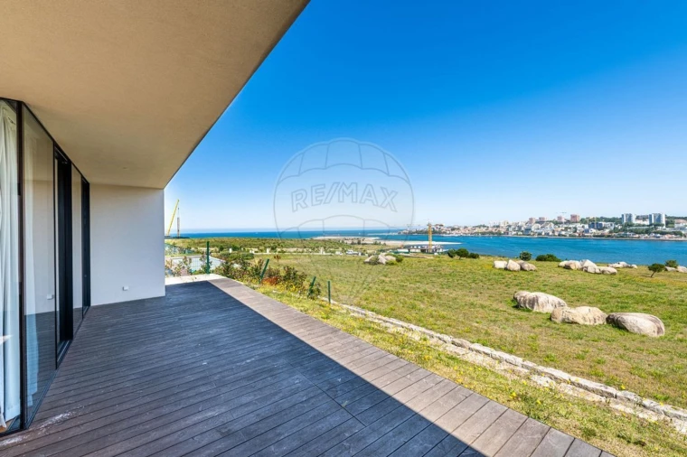 Moradia T4 para Venda em Canidelo Foto 23