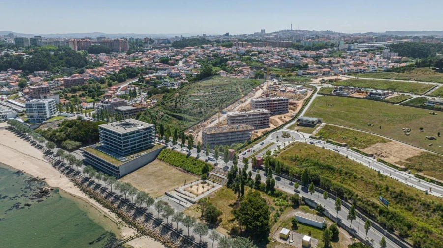 Moradia T4 para Venda em Canidelo Foto 3