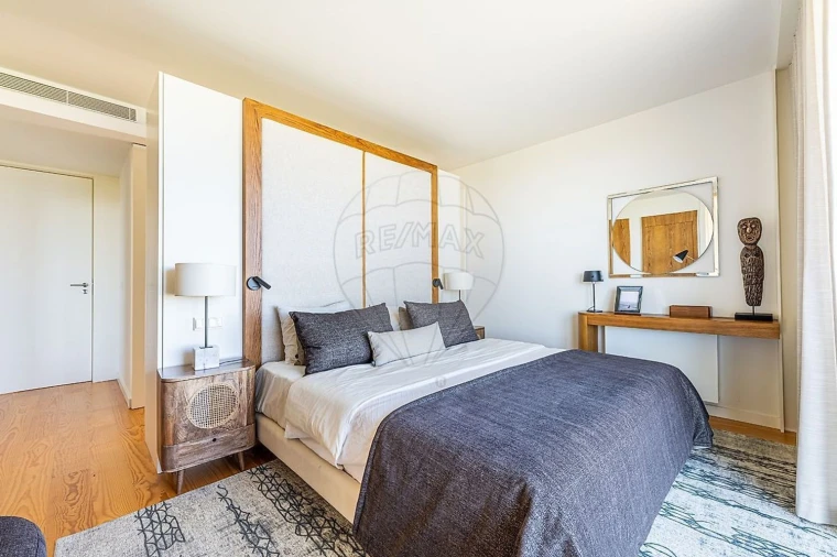 Moradia T4 para Venda em Canidelo Foto 39