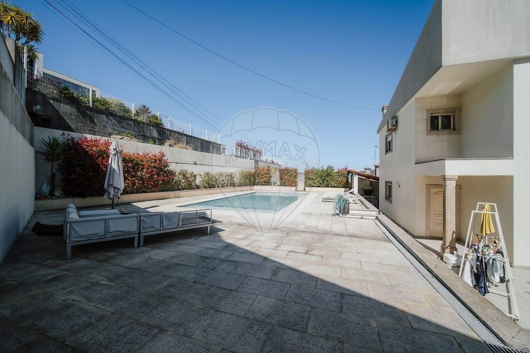 Moradia T3 para Venda em Aldão Foto 11