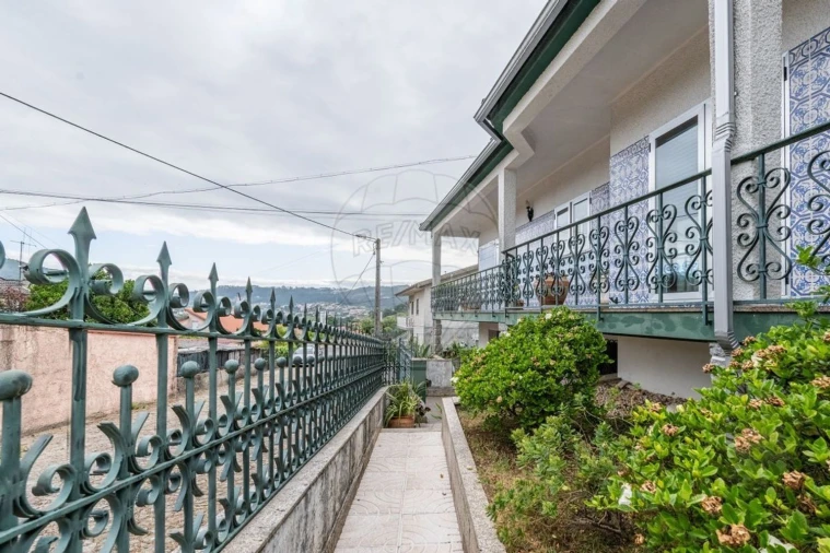 Moradia T5 para Venda em Vila Nova de São Bento e Vale de Vargo Foto 16