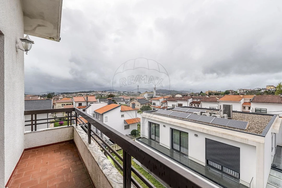 Moradia T4 para Venda em Lomar e Arcos Foto 22