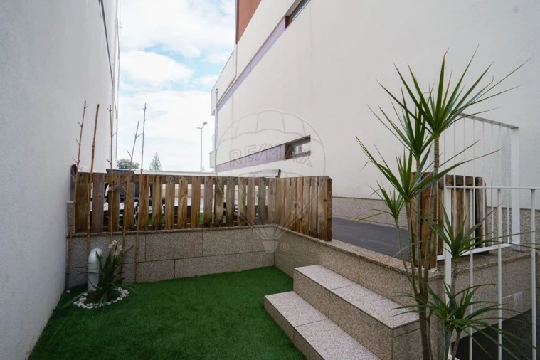 Apartamento T3 para Venda em Povoa de Lanhoso (N. Senhora do Amparo) Foto 16