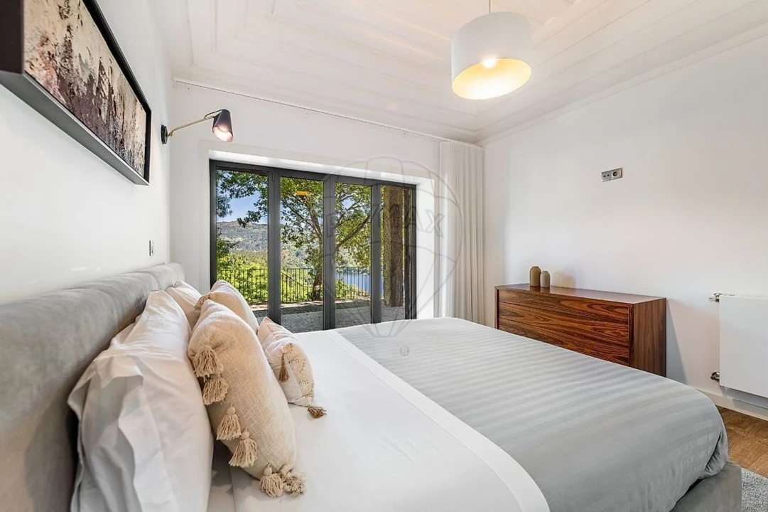 Moradia T3 para Venda em Valdosende Foto 14