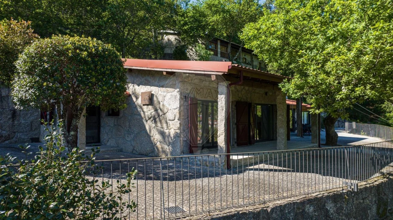 Moradia T3 para Venda em Valdosende Foto 31