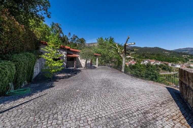 Moradia T3 para Venda em Valdosende Foto 29