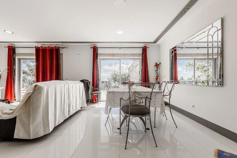 Moradia T5 para Venda em Eiriz Foto 37