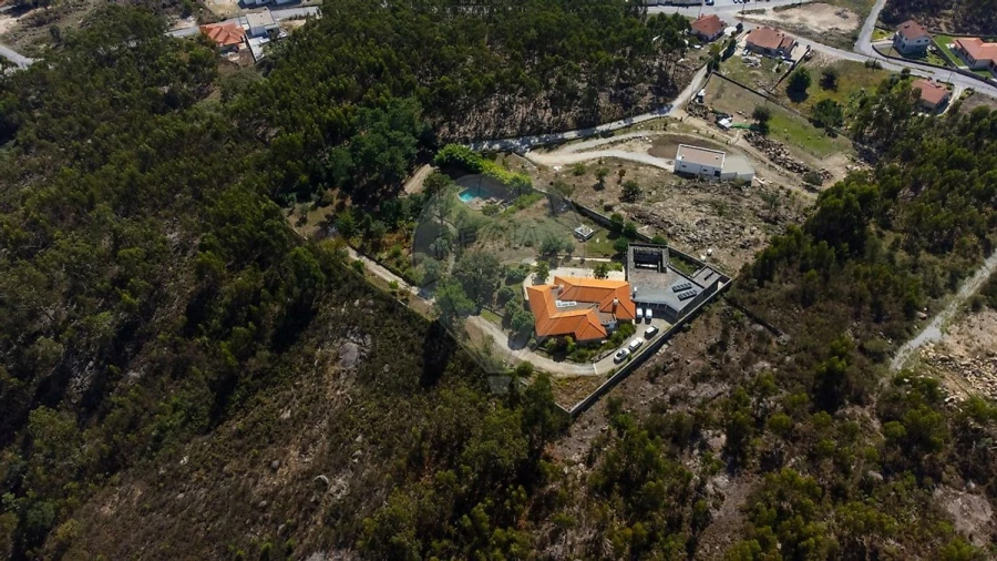 Moradia T5 para Venda em Eiriz Foto 8