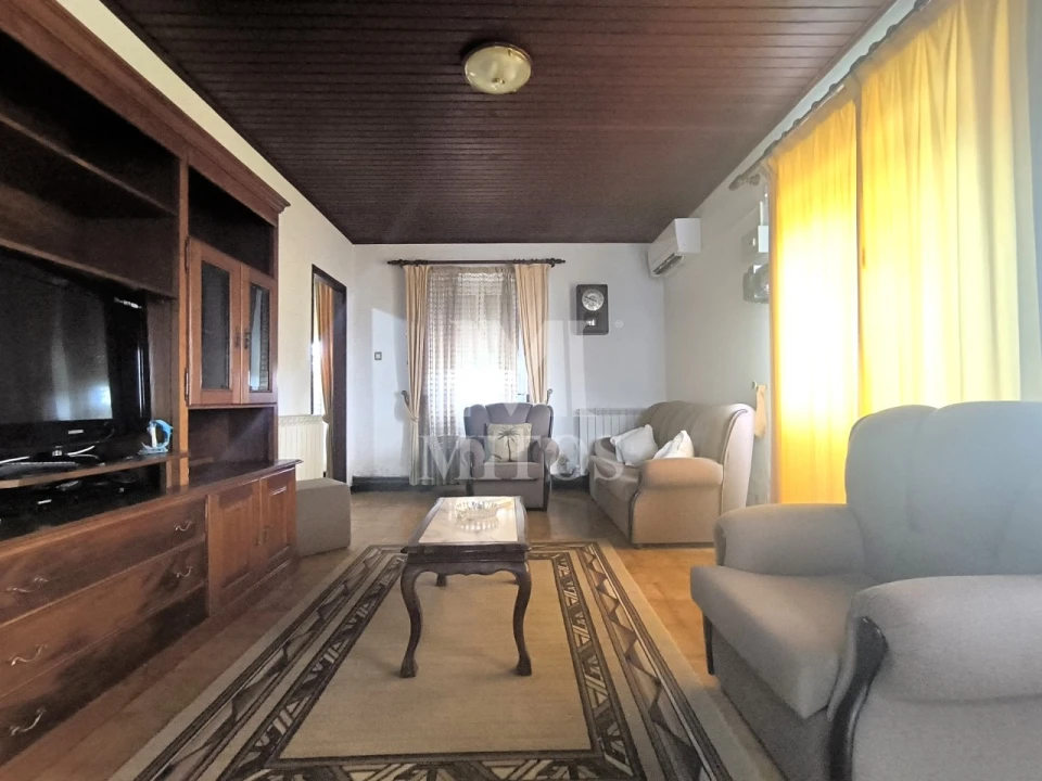 Moradia T4 para Venda em Vila de Punhe Foto 11