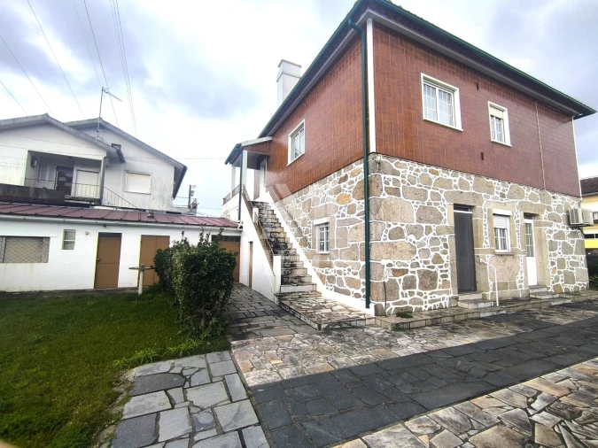 Moradia T4 para Venda em Vila de Punhe Foto 7