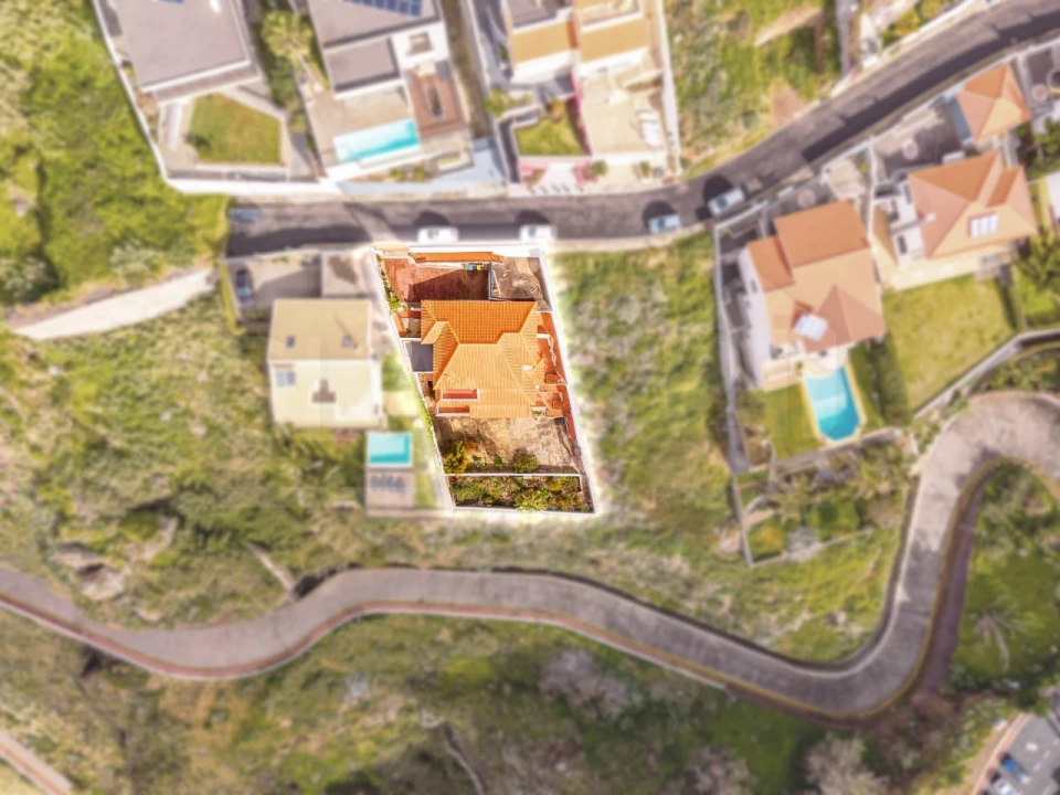 Moradia T3 para Venda em Caniço Foto 5