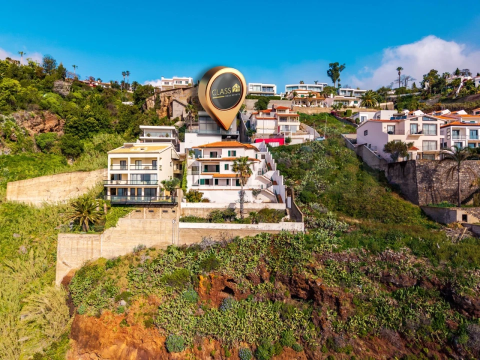 Moradia T3 para Venda em Caniço Foto 3