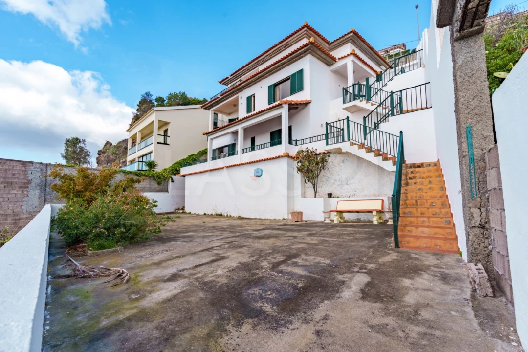 Moradia T3 para Venda em Caniço Foto 35