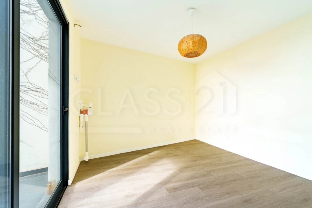 Moradia T3 para Venda em Caniço Foto 27