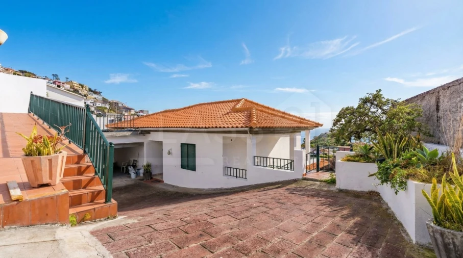 Moradia T3 para Venda em Caniço Foto 6