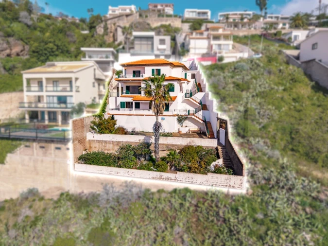 Moradia T3 para Venda em Caniço Foto 1