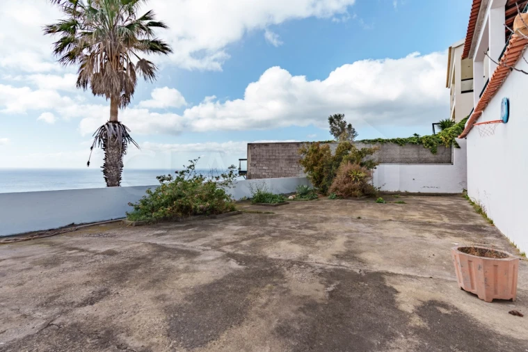 Moradia T3 para Venda em Caniço Foto 36