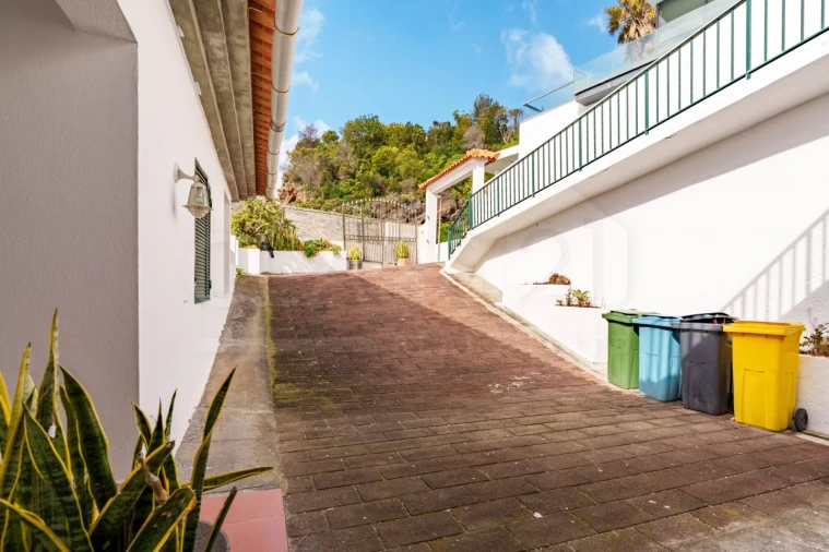 Moradia T3 para Venda em Caniço Foto 33