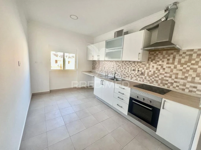 Apartamento T2 para Venda em Baixa da Banheira e Vale da Amoreira Foto 1