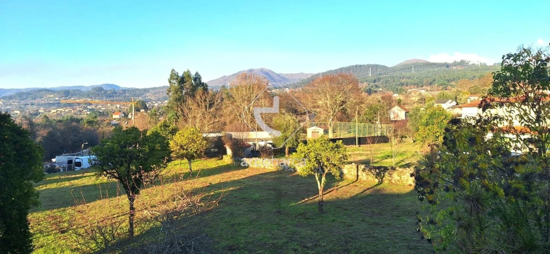 Moradia T5 para Venda em Couto Foto 23