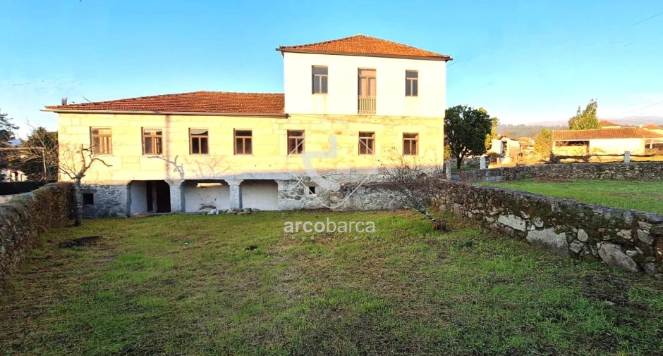 Moradia T5 para Venda em Couto Foto 4