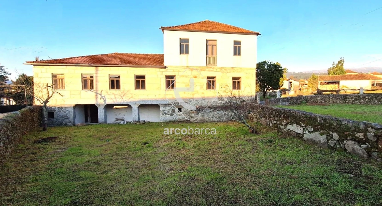 Moradia T5 para Venda em Couto Foto 4