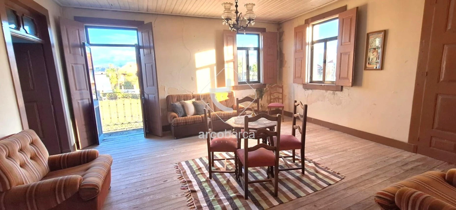 Moradia T5 para Venda em Couto Foto 11