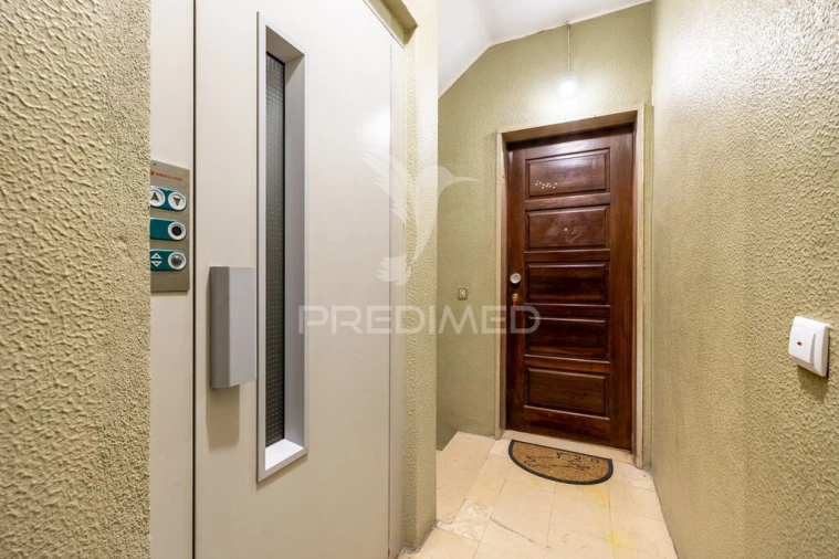 Apartamento T3 para Venda em Aljubarrota Foto 3