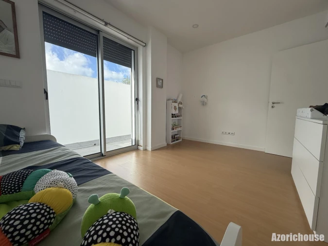 Moradia T3 para Venda em Fajã de Baixo Foto 12