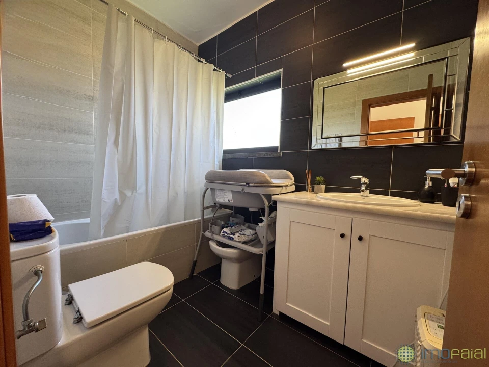 Apartamento T3 para Venda em Horta (Matriz) Foto 19