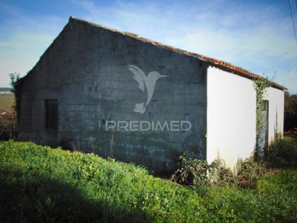 Moradia T2 para Venda em Vilarinho de São Romão Foto 3