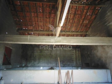 Moradia T1 para Venda em Vilarinho de São Romão