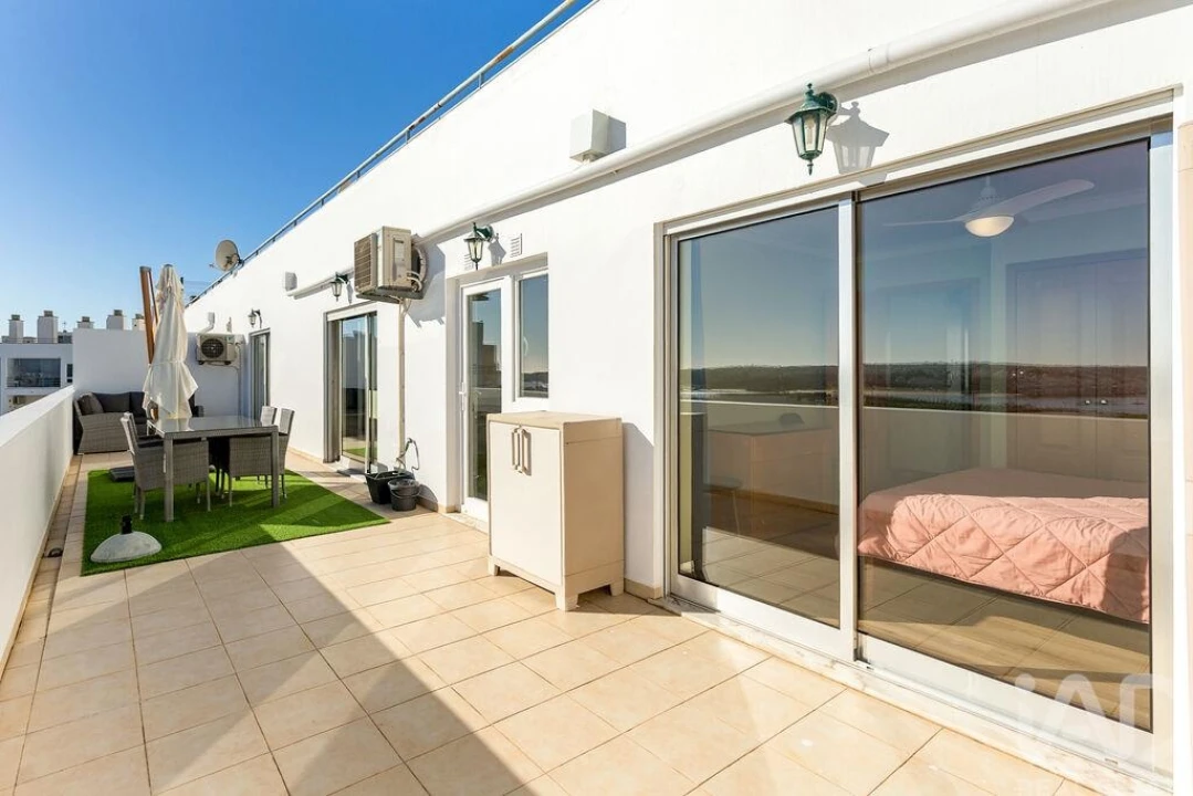 Apartamento T3 para Venda em Portimão Foto 6