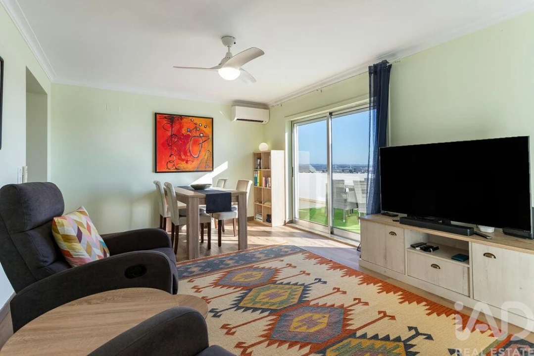 Apartamento T3 para Venda em Portimão Foto 2