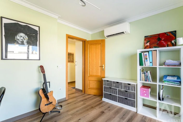 Apartamento T3 para Venda em Portimão Foto 21