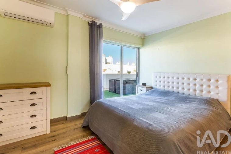 Apartamento T3 para Venda em Portimão Foto 15