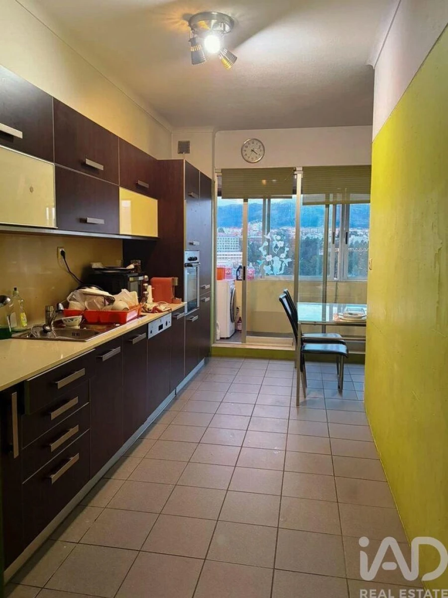 Apartamento T3 para Venda em Pena, Quintã e Vila Cova Foto 1